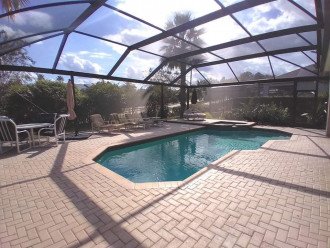 South-facing Saltwater Pool - Complimentary Heat - 2 Miles to Disney - 6 Bedroom #1