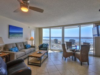 A WAVE FROM IT ALL- 2BR Great Views, Pool, GREAT FEB SPECIAL! #1