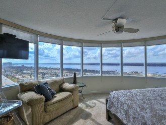 A WAVE FROM IT ALL- REMODELED CONDO, BEST VIEWS ON THE BEACH 22SW #1