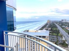 A WAVE FROM IT ALL- 2BR Great Views, Pool, GREAT FEB SPECIAL!