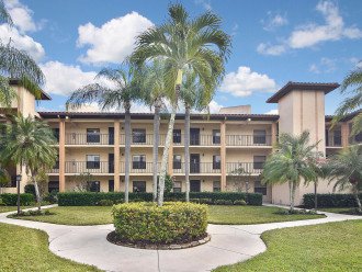 Kelly Greens Condo Totally Renovated Minutes from Fort Myers & Sanibel Beaches #35