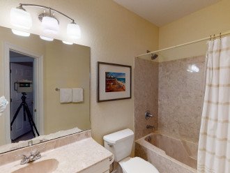 2nd Floor Shared Full Hall Bathroom
