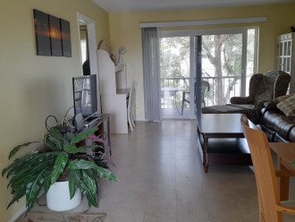 Annual rental from June 2024 - Close to beaches and shopping (Naples) #1