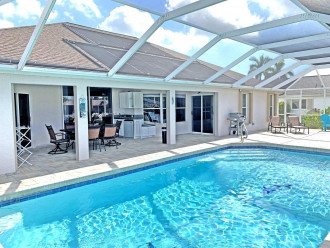 CapeCoralSusan - Luxury Villa Dolphin - Pool -Canal- Boatlift Southern Exposure #1
